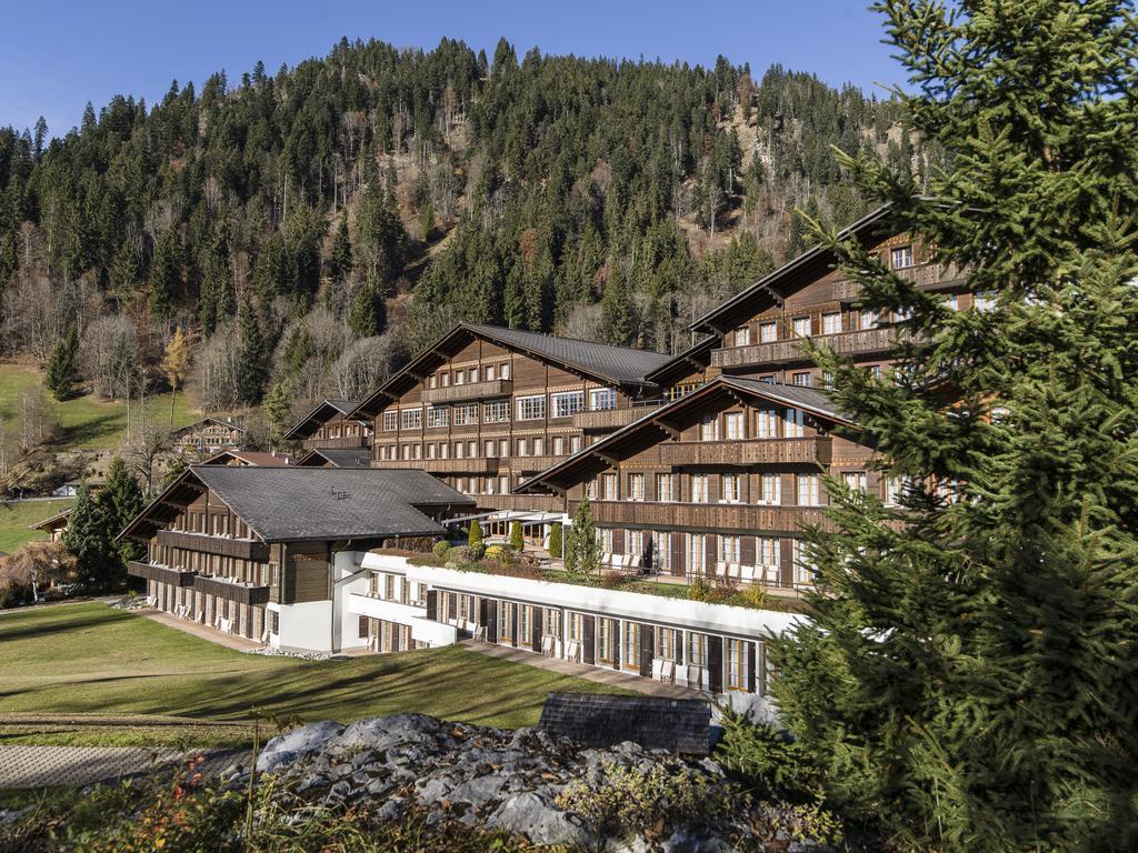 Huus Gstaad Hotel Saanen Bagian luar foto